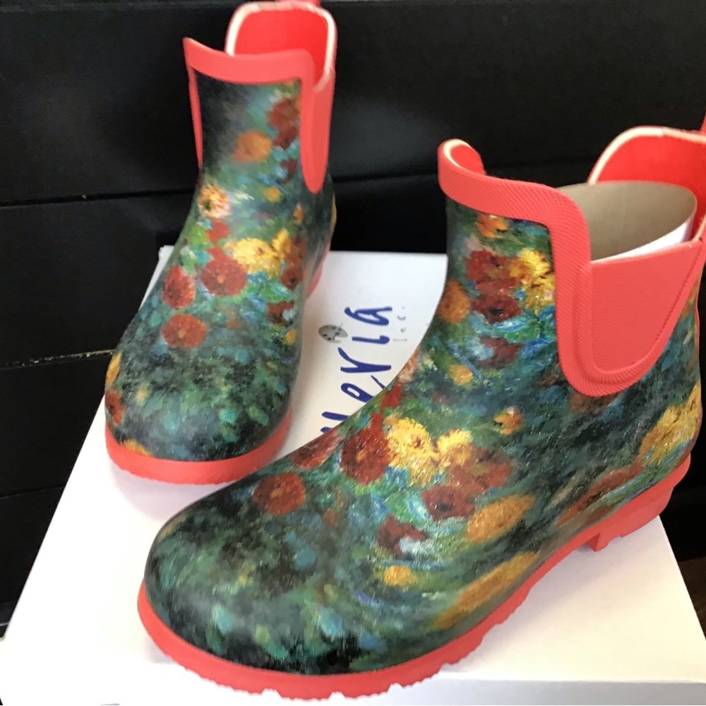 Galleria Enterprises, Inc. Vibrant Floral Rain Boots